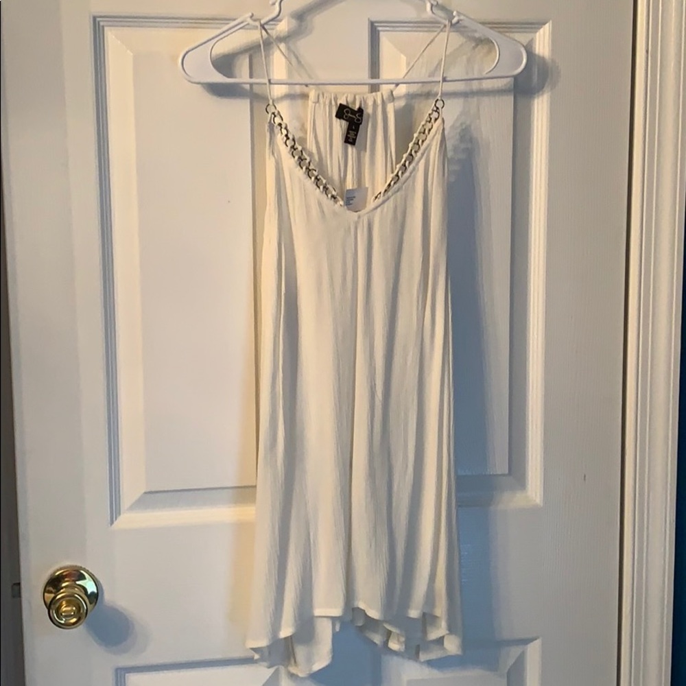 Flowy white tank top